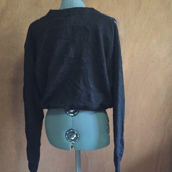 Black Plaid Cropped Button Down Sweater Cardigan - Picture 9 of 10